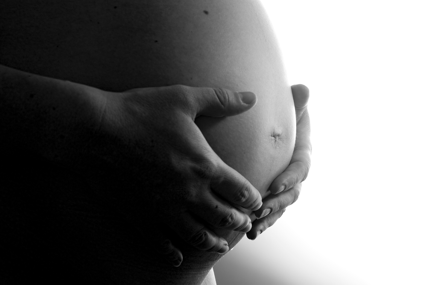 2012 eenhartoperatiebijbabysindebuik